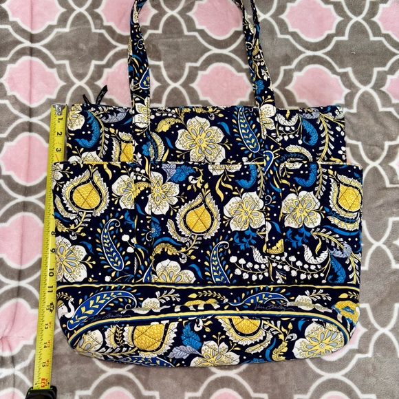 Vera Bradley Floral Elephant Print Quilted Tote Bag Blue Yellow White - Picture 5 of 6
